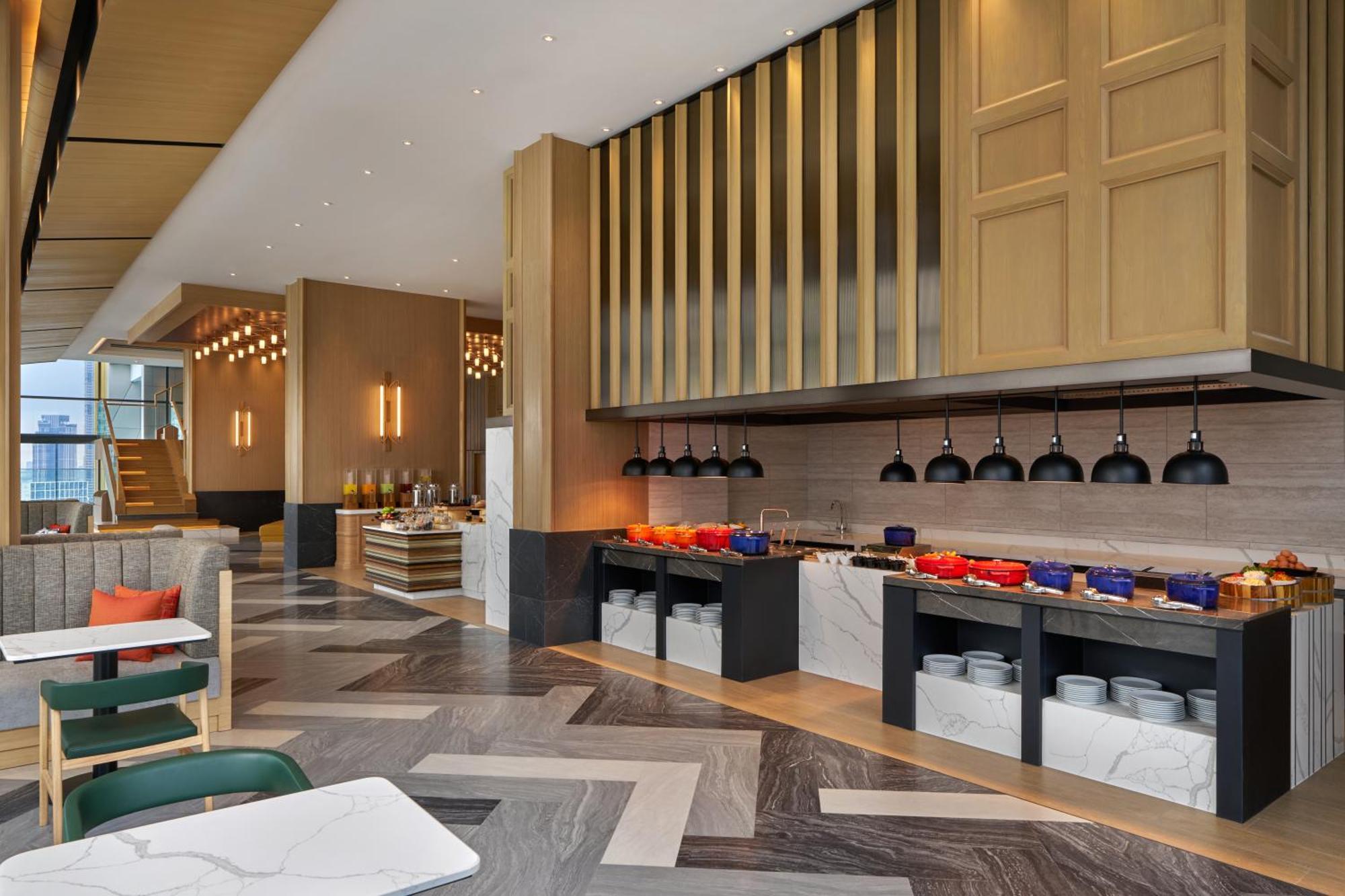 Hilton Garden Inn Bangkok Riverside Exterior photo